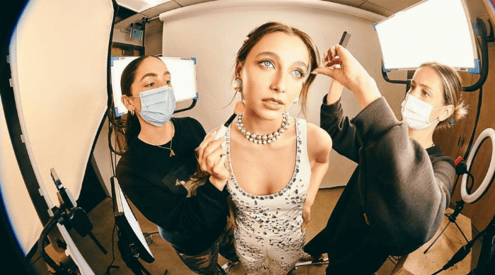 Your 2021 summer style guide…inspired by Emma Chamberlain - GirlsLife